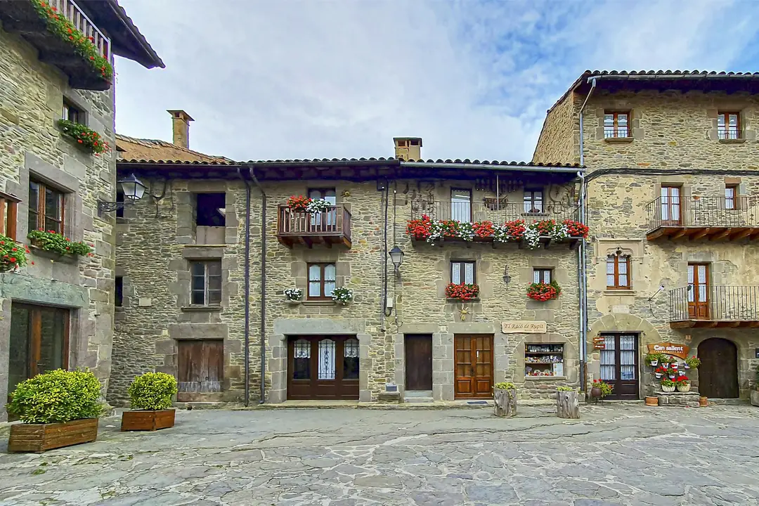 Edifici de pedra a Rupit, a Osona